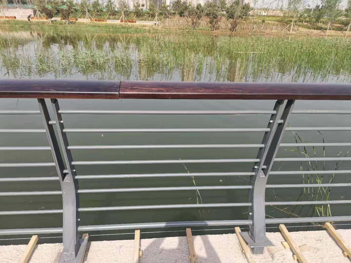 辽源市桥梁防撞护栏景观护栏 - 厂家